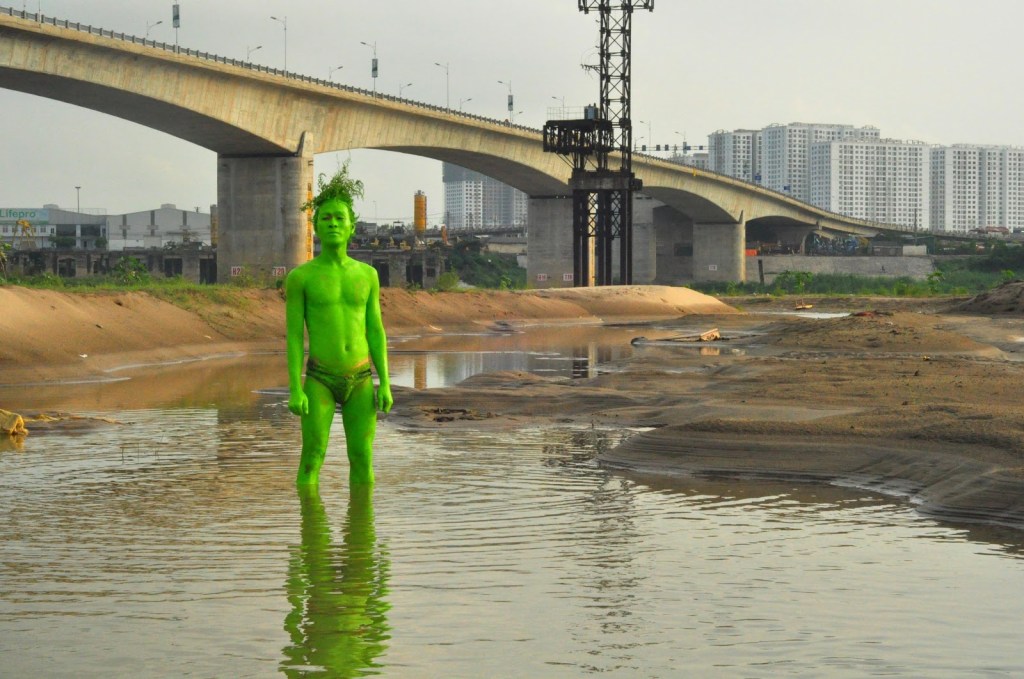 2013_Le Phi Long_Green People and The City_7