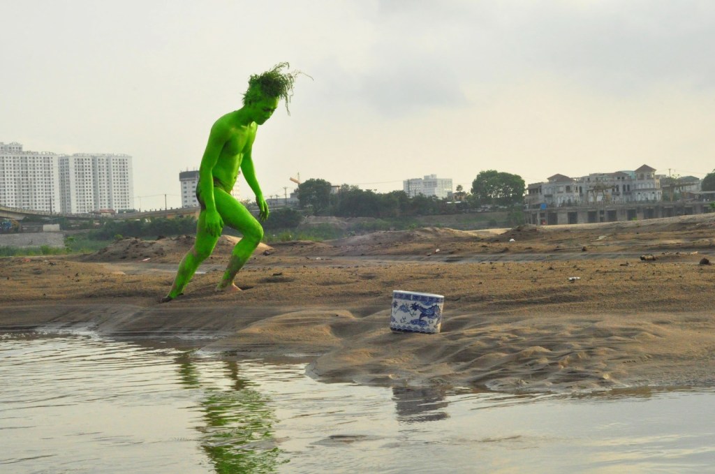 2013_Le Phi Long_Green People and The City_9