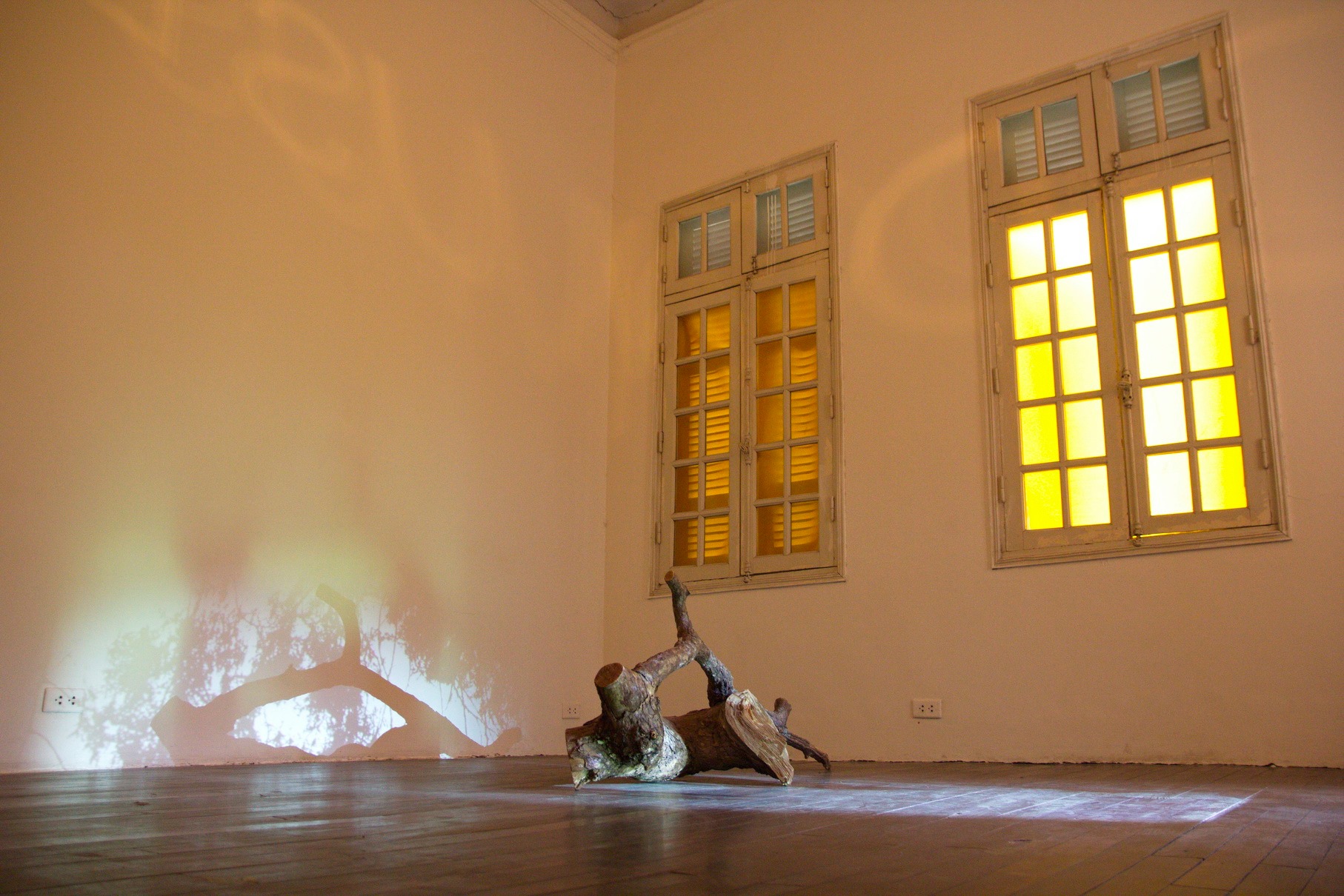 2019_Le Phi Long_Wandering In Indochina_Land of Leisure_1