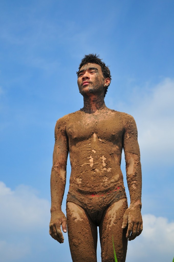 2013_Le Phi Long_People of The Land_2